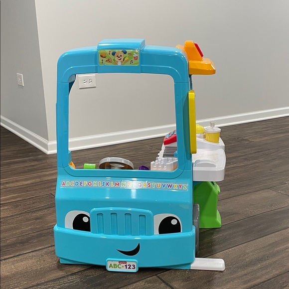 Fisher-Price Food Truck - Picture 2 of 6